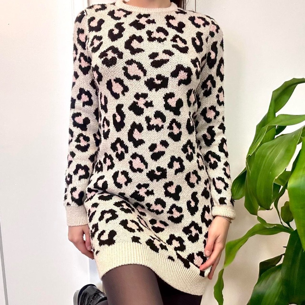 Knit Leopard Print Dress/Sweater Cream and Pink